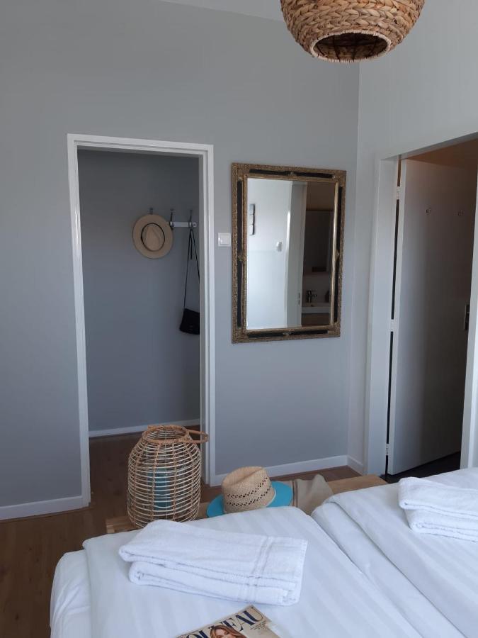 Benny'S Beach House 2 Зандфорт Экстерьер фото